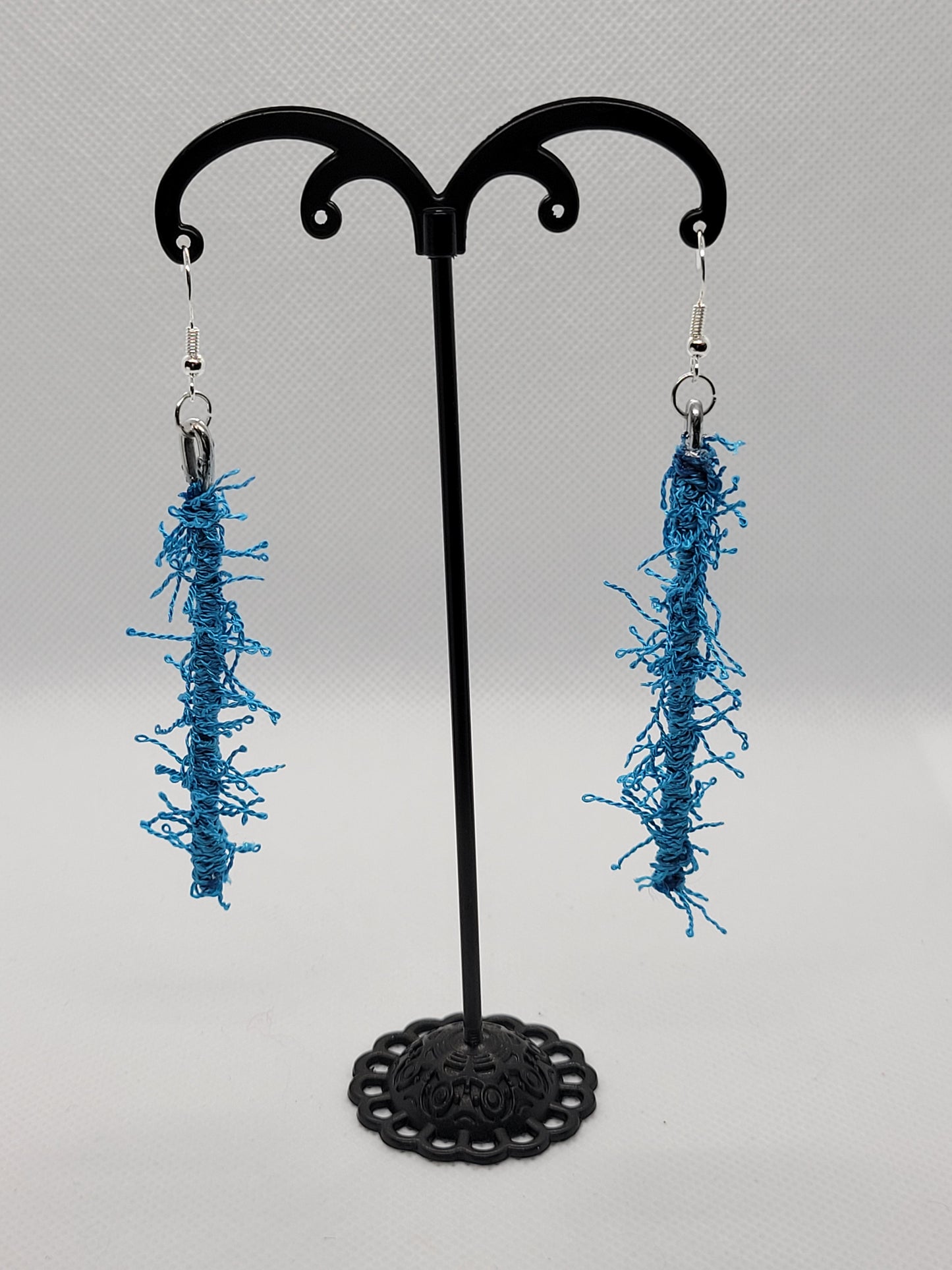 Pop Fuzzy Dangles